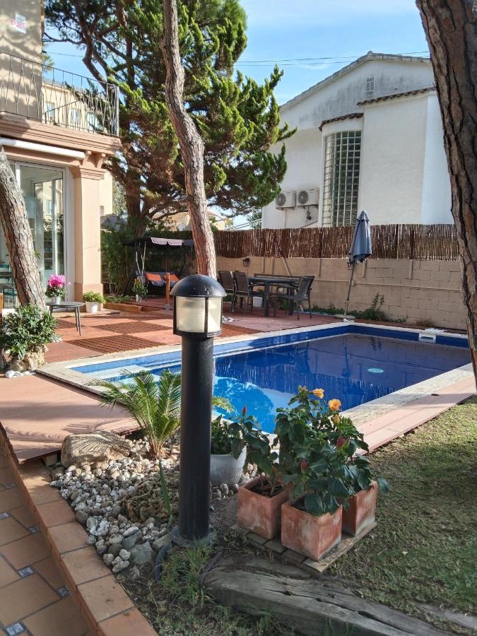Villa Bella Estanca Кастельдефельс Экстерьер фото