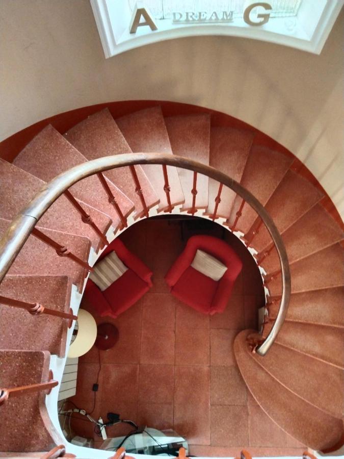 Villa Bella Estanca Кастельдефельс Экстерьер фото